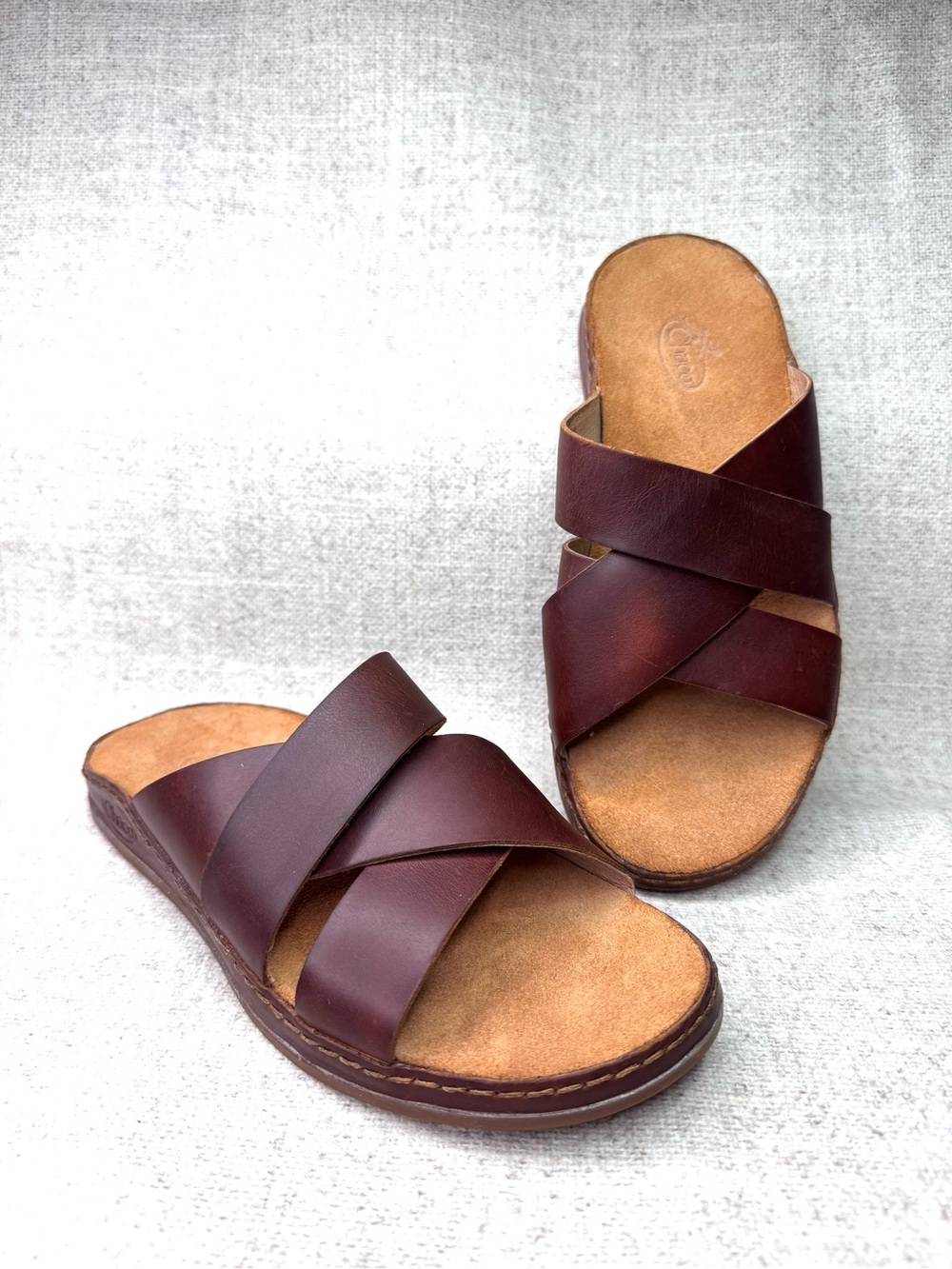 Chaco Women's Wayfarer Sandal size 5 slip-on cross strap brown leather slides
